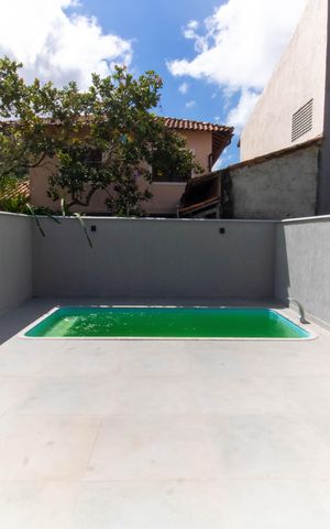 Casa à venda com 123m², 3 quartos e 2 vagas Casa à venda com 123m², 3 quartos e 2 vagasÁrea externa