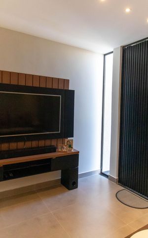 Casa à venda com 123m², 3 quartos e 2 vagas Casa à venda com 123m², 3 quartos e 2 vagasSala