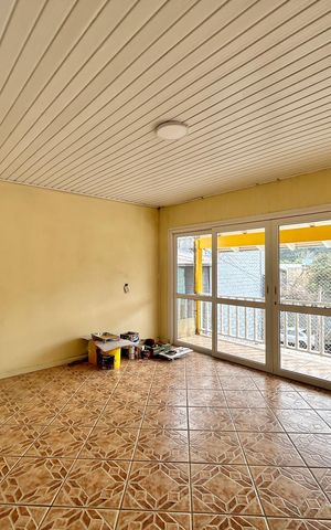 Apartamento para alugar com 130m², 3 quartos e sem vaga Apartamento para alugar com 130m², 3 quartos e sem vagaSala