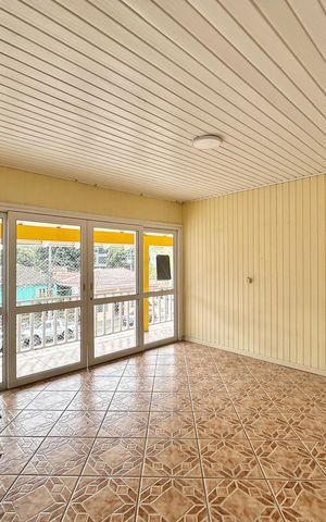 Apartamento para alugar com 130m², 3 quartos e sem vaga Apartamento para alugar com 130m², 3 quartos e sem vagaSala