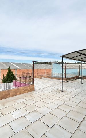Apartamento para alugar com 130m², 3 quartos e sem vaga Apartamento para alugar com 130m², 3 quartos e sem vagaVaranda