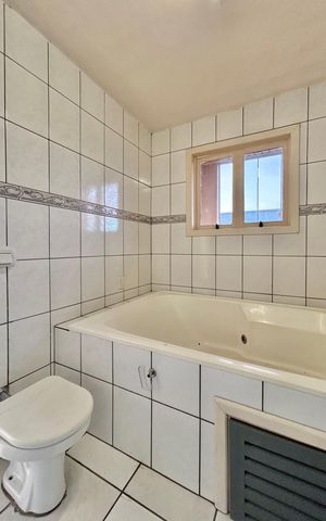 Apartamento para alugar com 130m², 3 quartos e sem vaga Apartamento para alugar com 130m², 3 quartos e sem vagaBanheiro da Suíte
