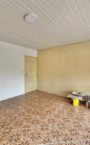 Apartamento para alugar com 130m², 3 quartos e sem vaga Apartamento para alugar com 130m², 3 quartos e sem vagaSala