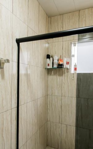 Casa à venda com 400m², 3 quartos e 2 vagas Casa à venda com 400m², 3 quartos e 2 vagasBanheiro