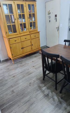 Apartamento à venda com 56m², 2 quartos e 1 vaga Apartamento à venda com 56m², 2 quartos e 1 vagaSala