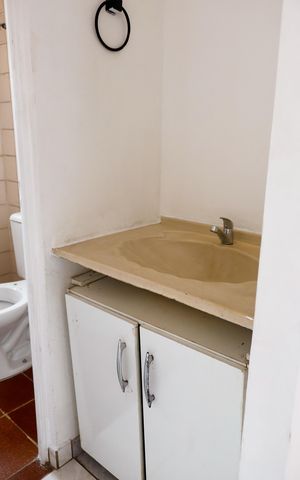 Apartamento à venda com 48m², 2 quartos e 1 vaga Apartamento à venda com 48m², 2 quartos e 1 vagaBanheiro Social