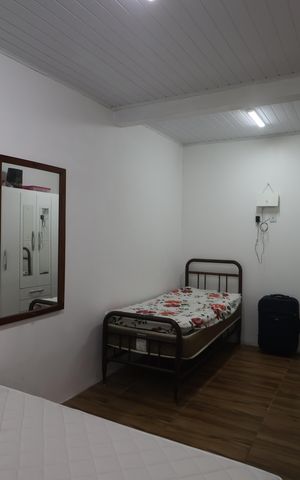 Casa para alugar com 63m², 1 quarto e 1 vagaQuarto