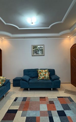 Casa à venda com 260m², 3 quartos e 3 vagas Casa à venda com 260m², 3 quartos e 3 vagasSala
