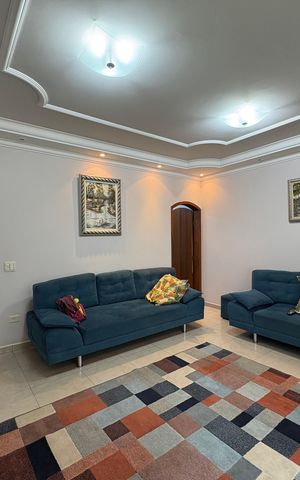 Casa à venda com 260m², 3 quartos e 3 vagas Casa à venda com 260m², 3 quartos e 3 vagasSala