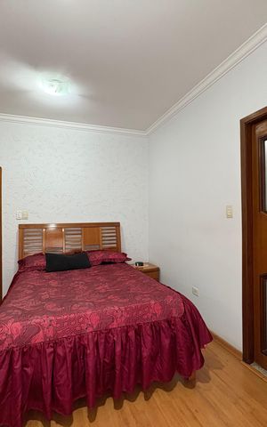 Casa à venda com 260m², 3 quartos e 3 vagas Casa à venda com 260m², 3 quartos e 3 vagasSuite
