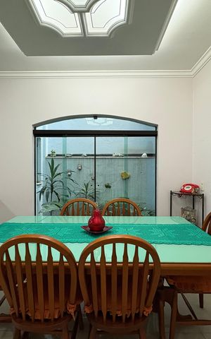Casa à venda com 260m², 3 quartos e 3 vagas Casa à venda com 260m², 3 quartos e 3 vagasCozinha