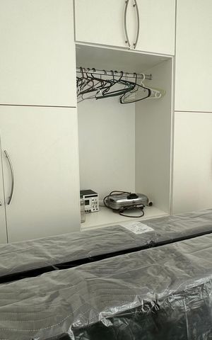 Casa de condomínio à venda com 250m², 5 quartos e 2 vagas Casa de condomínio à venda com 250m², 5 quartos e 2 vagasQuarto de Serviço