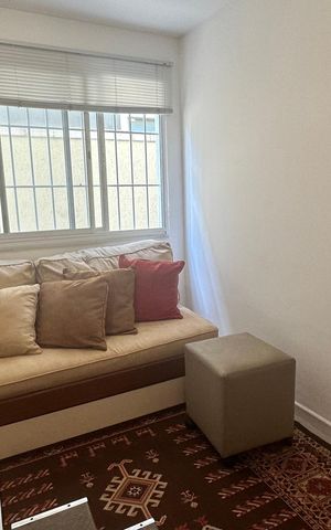 Casa de condomínio à venda com 250m², 5 quartos e 2 vagas Casa de condomínio à venda com 250m², 5 quartos e 2 vagasQuarto
