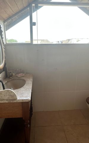Casa de condomínio à venda com 250m², 5 quartos e 2 vagas Casa de condomínio à venda com 250m², 5 quartos e 2 vagasBanheiro sótão