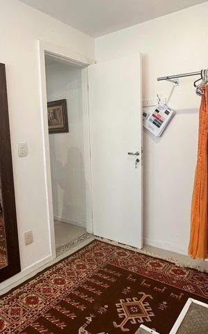 Casa de condomínio à venda com 250m², 5 quartos e 2 vagas Casa de condomínio à venda com 250m², 5 quartos e 2 vagasQuarto