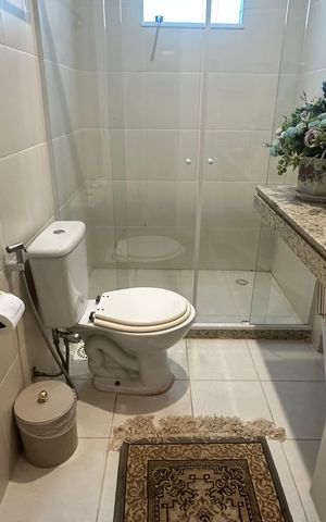 Casa de condomínio à venda com 250m², 5 quartos e 2 vagas Casa de condomínio à venda com 250m², 5 quartos e 2 vagasLavabo