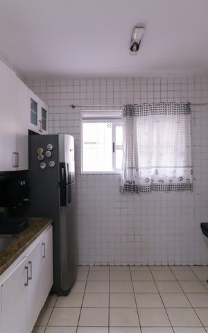 Casa à venda com 110m², 3 quartos e 2 vagas Casa à venda com 110m², 3 quartos e 2 vagasCozinha