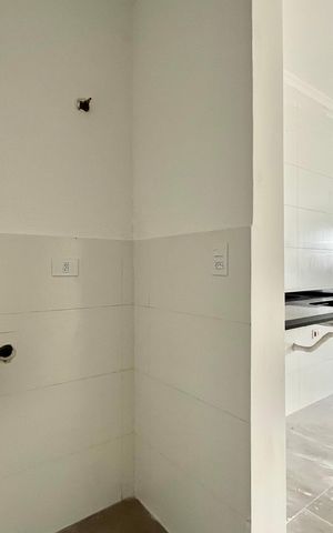 Casa à venda com 53m², 2 quartos e 1 vaga Casa à venda com 53m², 2 quartos e 1 vagaÁrea de Serviço