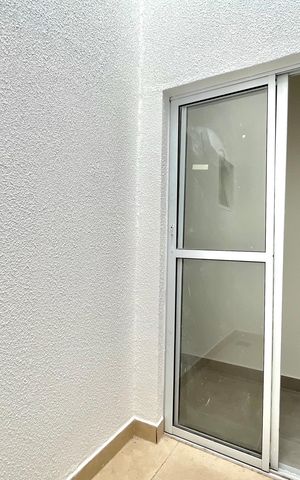 Casa à venda com 53m², 2 quartos e 1 vaga Casa à venda com 53m², 2 quartos e 1 vagaJardim de Inverno