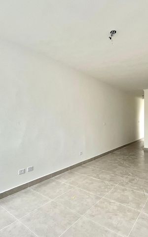 Casa à venda com 53m², 2 quartos e 1 vaga Casa à venda com 53m², 2 quartos e 1 vagaSala