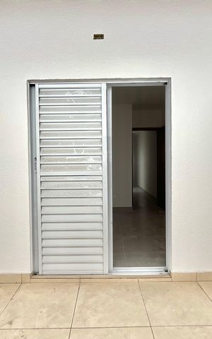 Casa à venda com 53m², 2 quartos e 1 vaga Casa à venda com 53m², 2 quartos e 1 vagaVaranda do Quarto 1