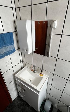 Casa à venda com 147m², 4 quartos e 2 vagasBanheiro Social