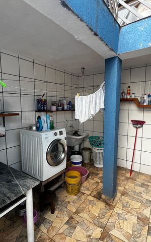 Casa à venda com 147m², 4 quartos e 2 vagasÁrea de Serviço