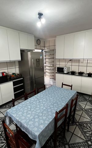 Casa à venda com 147m², 4 quartos e 2 vagasCozinha
