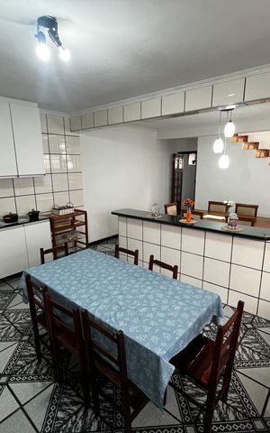 Casa à venda com 147m², 4 quartos e 2 vagasCozinha