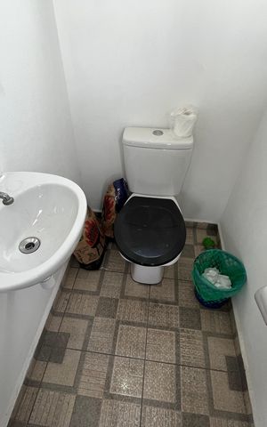 Casa à venda com 147m², 4 quartos e 2 vagasBanheiro da Área gourmet