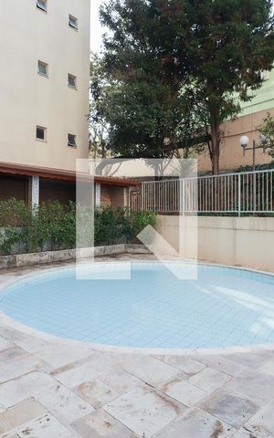 Apartamento à venda com 95m², 4 quartos e 2 vagasÁrea comum - Piscina