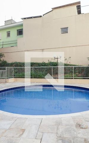 Apartamento à venda com 95m², 4 quartos e 2 vagasÁrea comum - Piscina