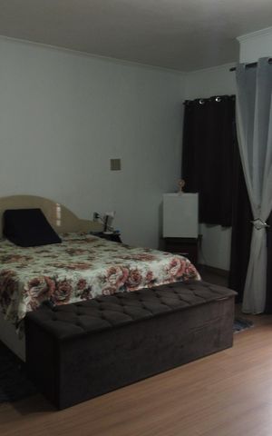 Casa à venda com 220m², 3 quartos e 2 vagasSuíte Principal