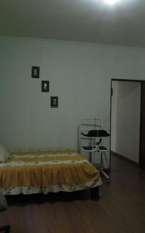 Casa à venda com 220m², 3 quartos e 2 vagasQuarto 1