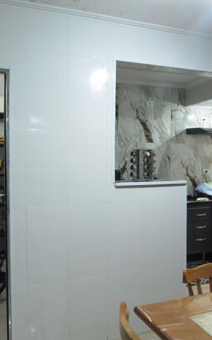 Casa à venda com 220m², 3 quartos e 2 vagasCozinha e Dispensa
