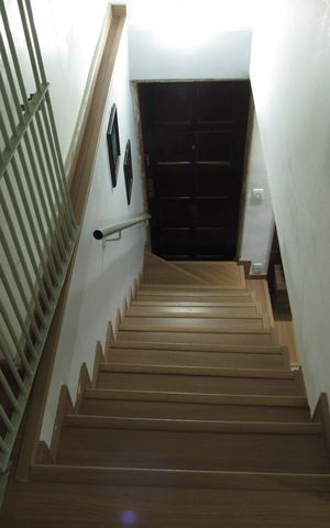 Casa à venda com 220m², 3 quartos e 2 vagasCorredores