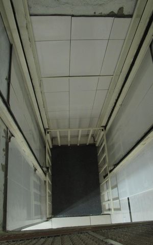 Casa à venda com 220m², 3 quartos e 2 vagasQuarto 1/ Elevador