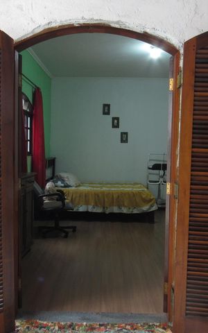Casa à venda com 220m², 3 quartos e 2 vagasQuarto 1
