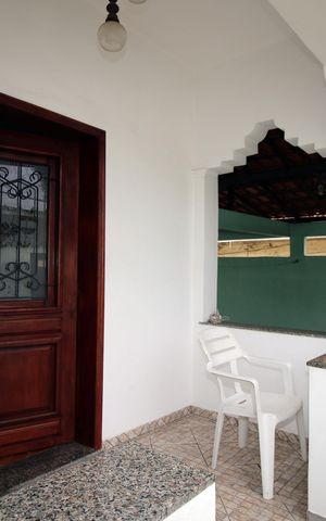 Casa à venda com 100m², 3 quartos e 4 vagasQuintal