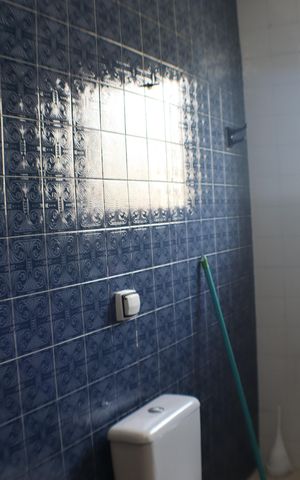 Casa à venda com 360m², 4 quartos e sem vaga Casa à venda com 360m², 4 quartos e sem vagaBanheiro Social