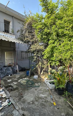 Casa à venda com 360m², 4 quartos e sem vaga Casa à venda com 360m², 4 quartos e sem vagaQuintal