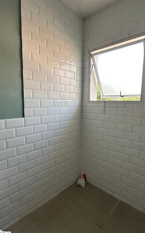Casa à venda com 360m², 4 quartos e sem vaga Casa à venda com 360m², 4 quartos e sem vagaBanheiro da Suíte