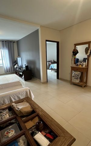 Casa à venda com 360m², 4 quartos e sem vaga Casa à venda com 360m², 4 quartos e sem vagaSala