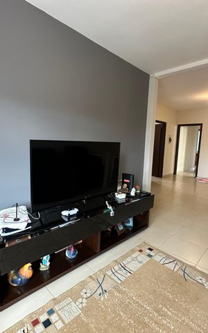 Casa à venda com 360m², 4 quartos e sem vaga Casa à venda com 360m², 4 quartos e sem vagaSala
