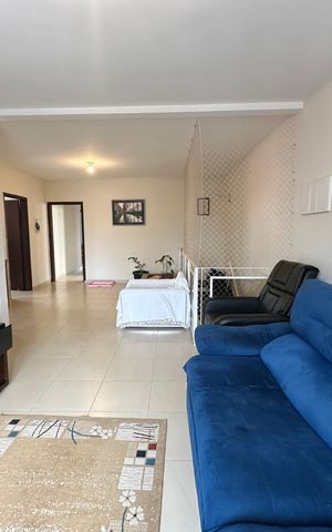 Casa à venda com 360m², 4 quartos e sem vaga Casa à venda com 360m², 4 quartos e sem vagaSala