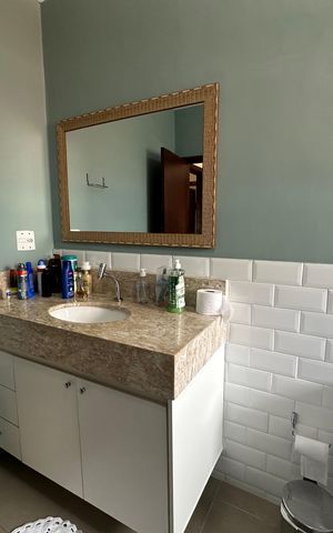 Casa à venda com 360m², 4 quartos e sem vaga Casa à venda com 360m², 4 quartos e sem vagaBanheiro da Suíte