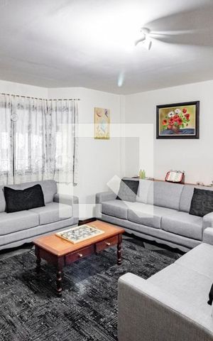 Casa à venda com 298m², 3 quartos e 2 vagas