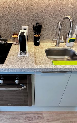 Studio para alugar com 25m², 0 quarto e sem vaga Studio para alugar com 25m², 0 quarto e sem vagaCozinha