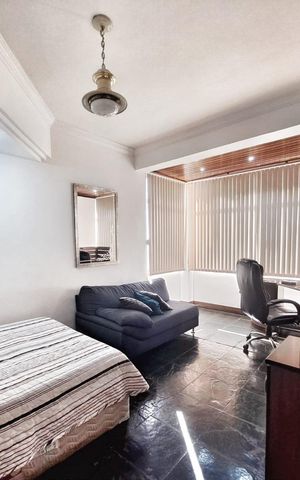 Casa à venda com 220m², 4 quartos e 4 vagas Casa à venda com 220m², 4 quartos e 4 vagasQuarto 1