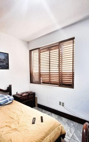 Casa à venda com 220m², 4 quartos e 4 vagas Casa à venda com 220m², 4 quartos e 4 vagasQuarto 2